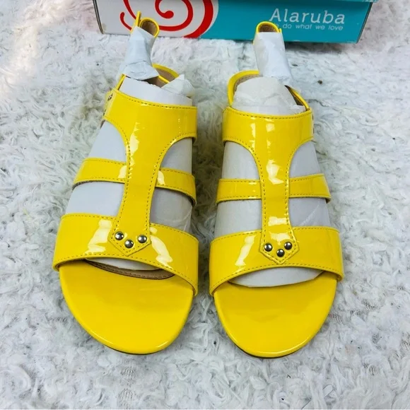 NIB Alaruba Yellow Patent Leather sling back Sandals size 7 - Picture 8 of 13